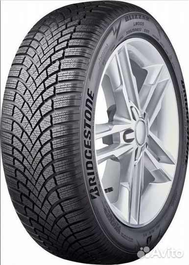 Bridgestone Blizzak LM005 DriveGuard 215/55 R17 98V