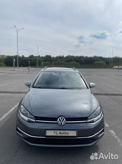 Volkswagen Golf 1.8 AT, 2017, 100 000 км