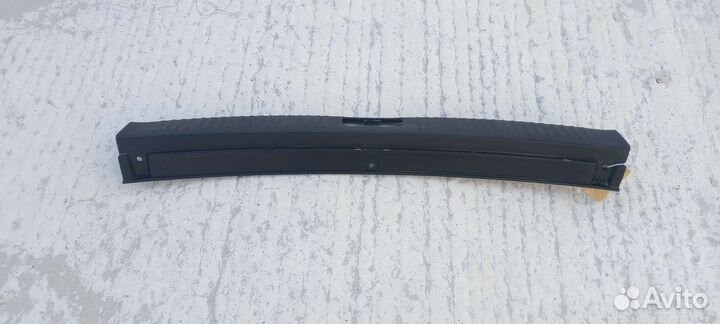 Накладка крышки багажника на Киа Сиид 1 Kia Ceed 1