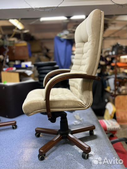 Кресло руководителя компьютерное