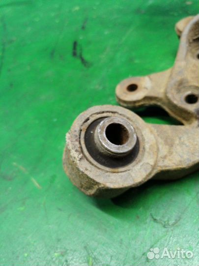 Кулак поворотный задний правый Hyundai Sonata EF