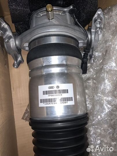 Пневмостойка задняя левая VW Touareg NF Cayenne 2