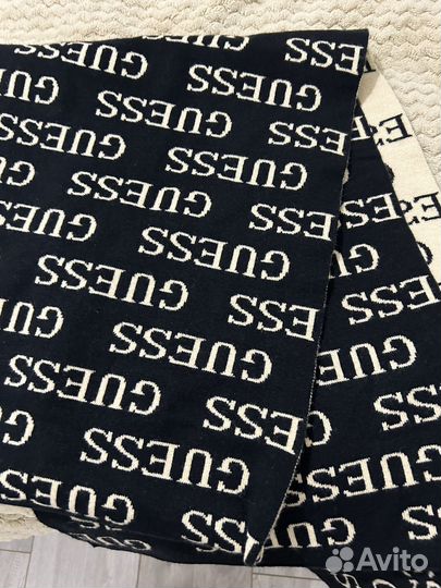 Шарф женский Guess