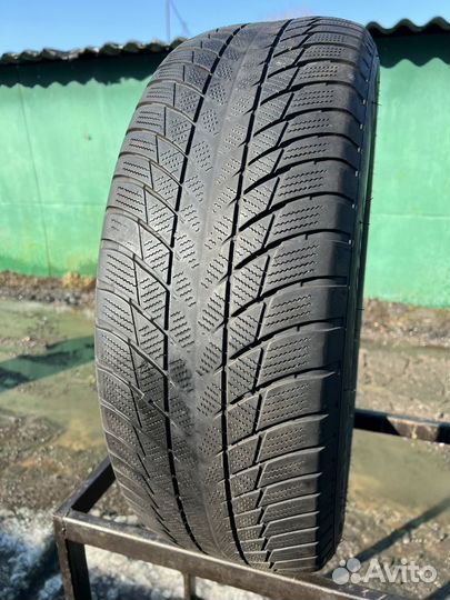 Bridgestone Blizzak LM-001 225/60 R18 104H