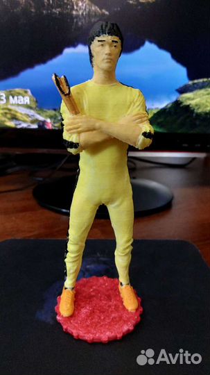 Фигурка Брюса Ли