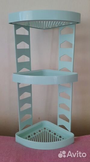 Полочка для ванной угловая пластик,бу