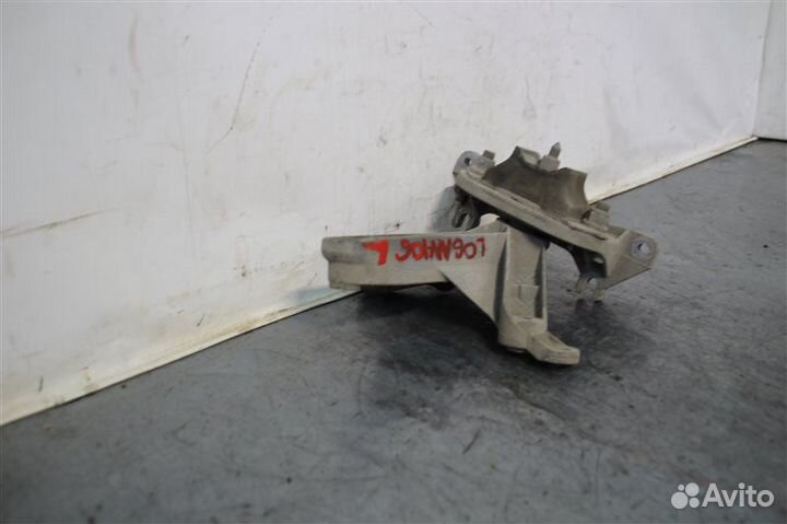 Кронштейн кпп левый Renault Logan 1 седан K7JA710