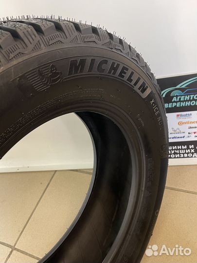 Michelin X-Ice North 4 235/45 R17 97T