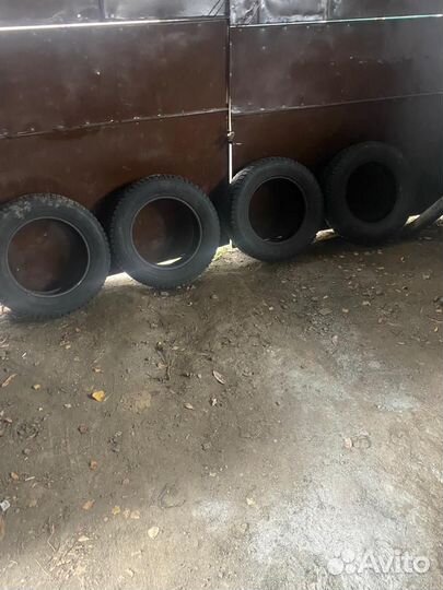 Зимняя резина 235 65 r18