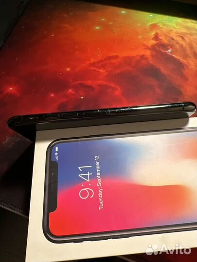 iPhone X, 64 ГБ