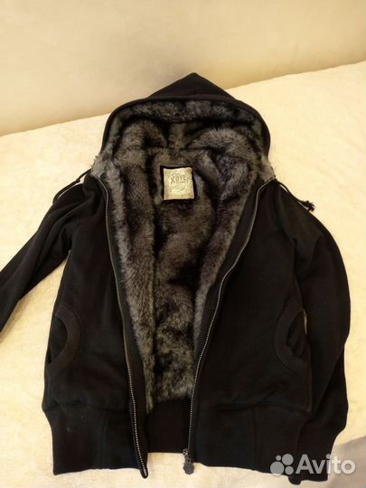 Кофта на меху продаётся