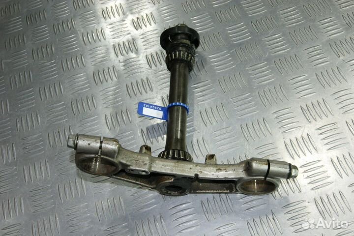 Траверса нижняя Suzuki Bandit 250-1