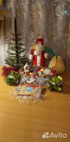 Елка искусственная и дед мороз СССР