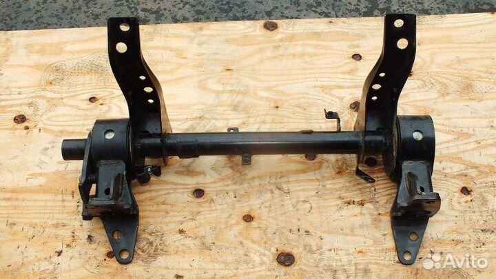 Механизм подъёма кабины Mitsubishi Fuso Canter