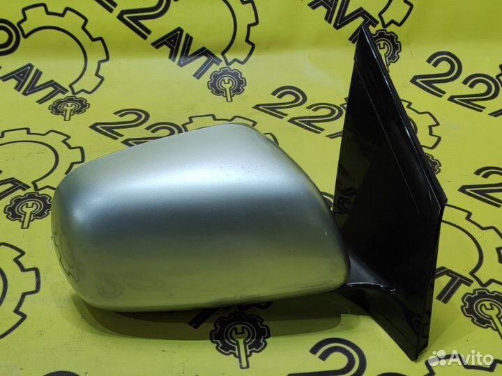 Зеркало заднего вида переднее правое Toyota