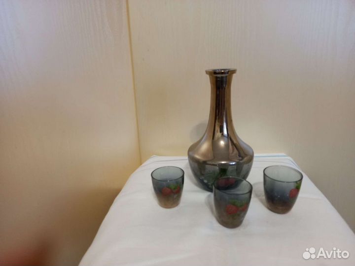 Графин и 4 стаканчика
