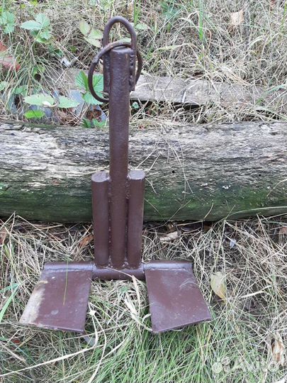 Якорь для лодки