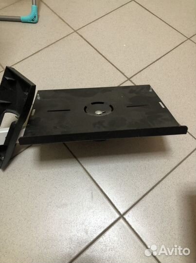 Кронштейн под телевизор