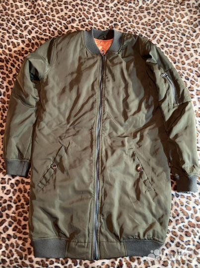 Утеплённая куртка бомбер