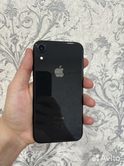 iPhone Xr, 64 ГБ