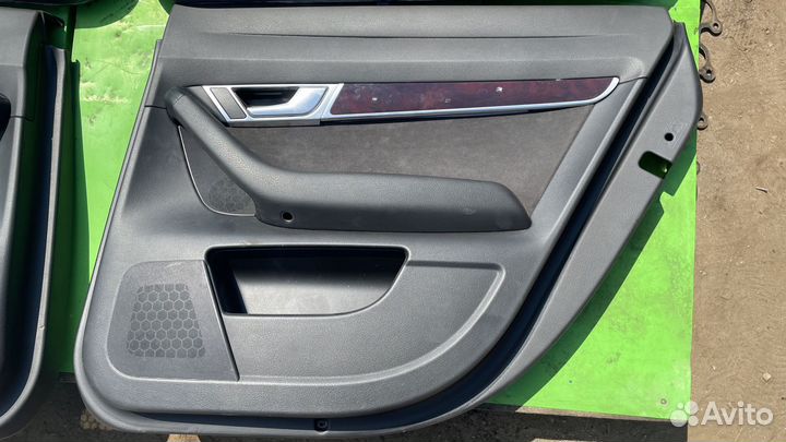 Дверные карты вкруг Audi A6 C6