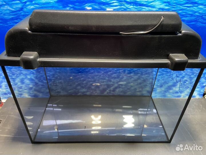 Новый 40 литров с пластиковой крышкой