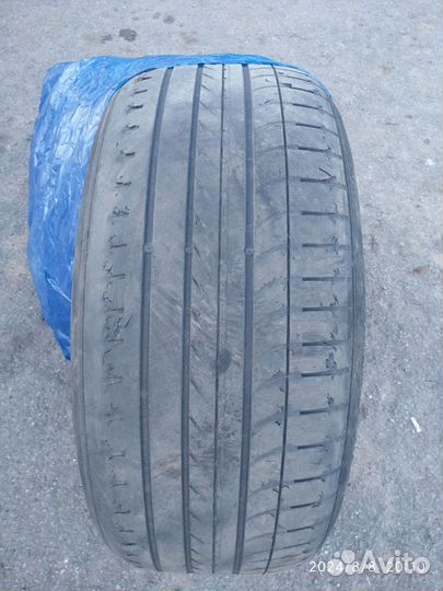 Goodyear Eagle F1 AT 275/45 R20 110Y
