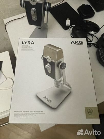 Микрофон AKG Lyra