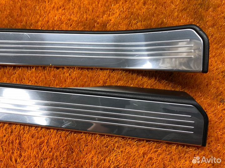 Накладка на порог салона Mercedes-Benz S-Class