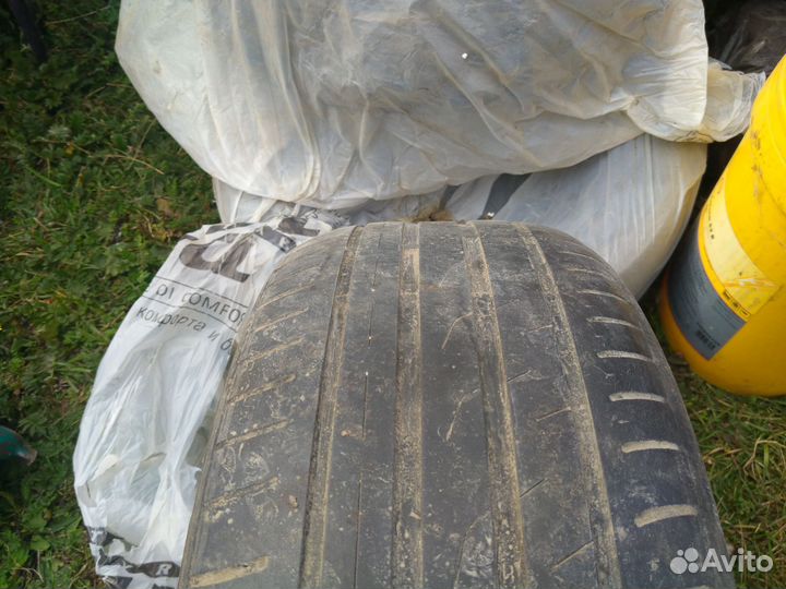 Nokian Tyres Hakkapeliitta 5 215/50 R17