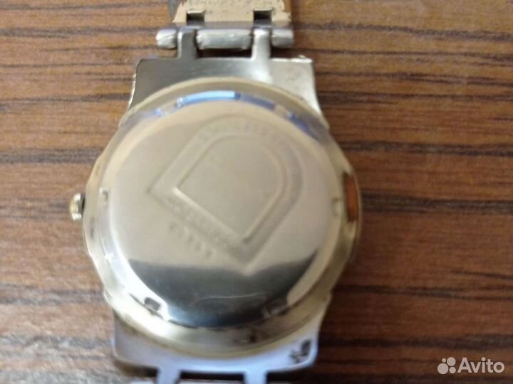 Часы мужские Omax