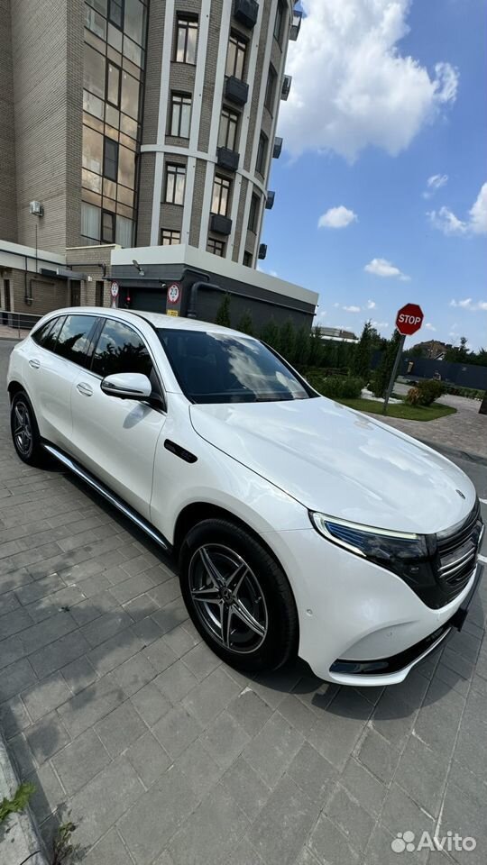 Mercedes-Benz EQC AT, 2021, 26 800 км