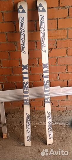Горные лыжи fischer с креплениями и ботинками