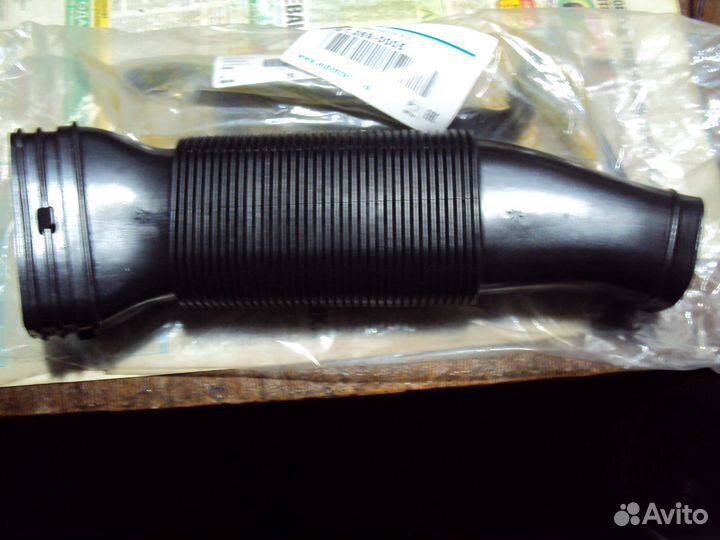 Патрубок воздушного фильтра