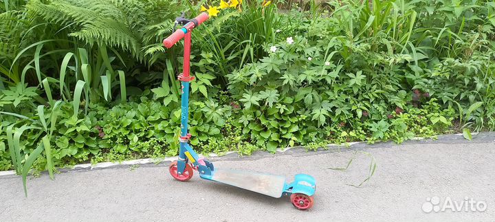 Трехколесный самокат Explore