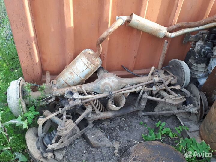 Запчасти на ниву 21213