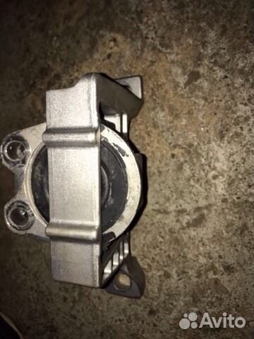 Подушка двигателя правая Форд Фокус 2