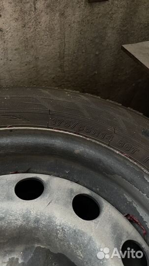 Yokohama Ice Guard IG55 175/75 R16 86T