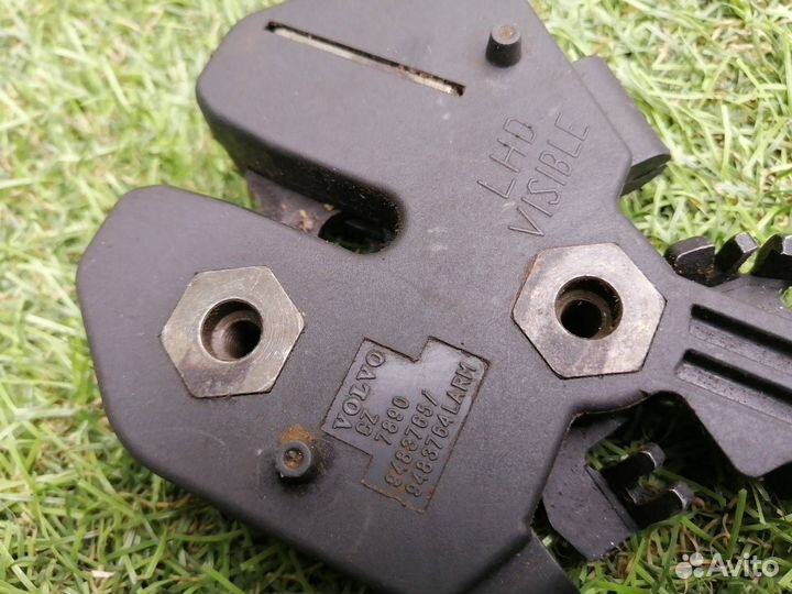 Замок капота Volvo Xc90