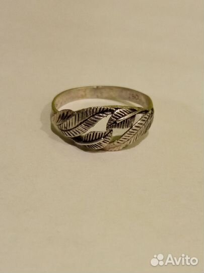Серебряное кольцо