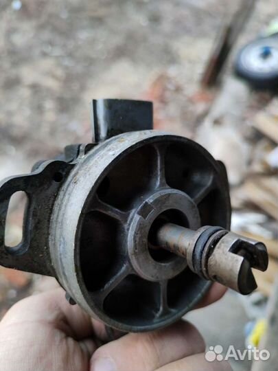 Трамблер nissan laurel