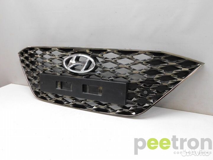 Б/У Б/У Решетка радиатора б/у Рестайлинг с 2020г