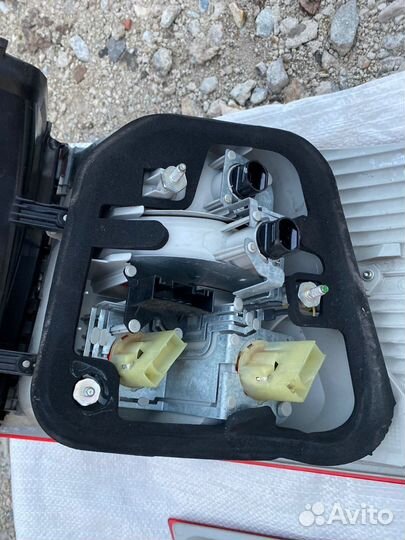 Задние фонари комплект Hella. BMW X6 E71 2007-2014