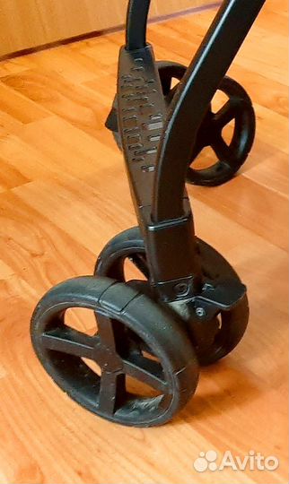 Коляска итальянская суперлёгкая