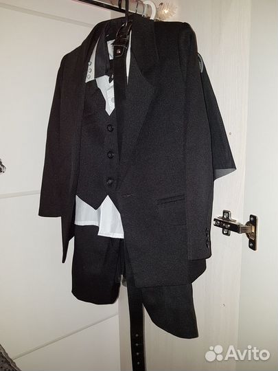 Костюм тройка на мальчика + ремень