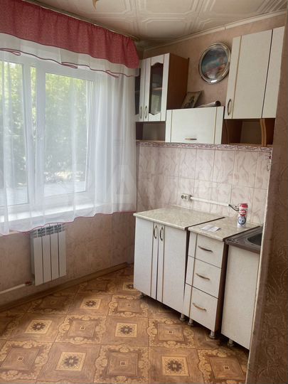 2-к. квартира, 40 м², 2/9 эт.