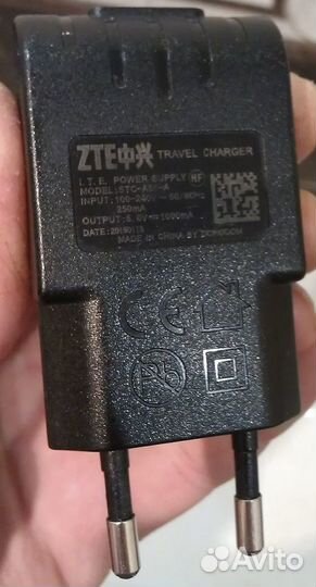 Зарядные устройства для планшетов, есть 13 штук