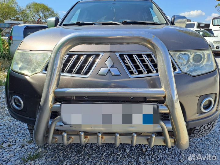 Кенгурятник Mitsubishi Pajero Sport L200