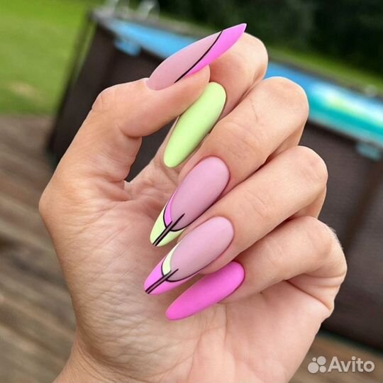 Наращивание ногтей