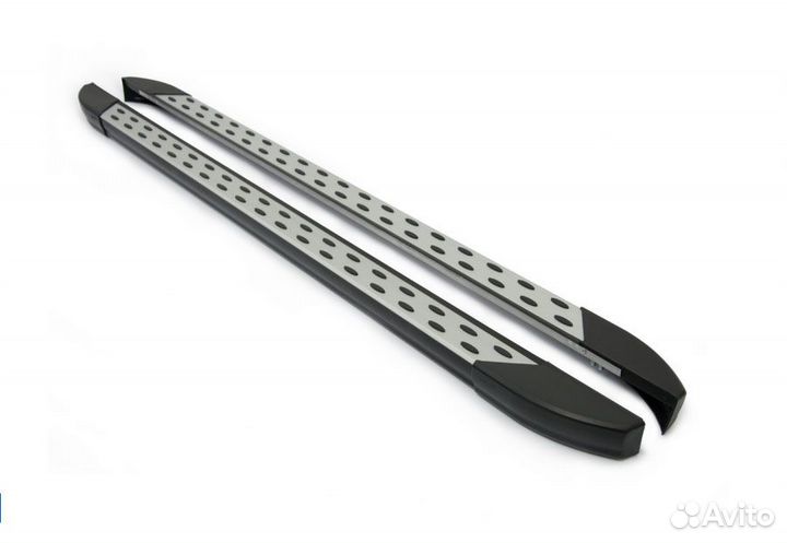 Боковые пороги на Mercedes Benz Sprinter W906, W90